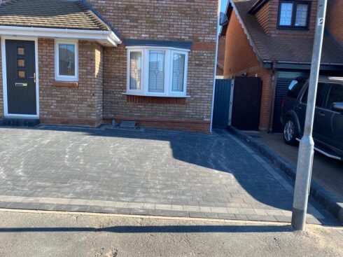 wickford front drive block paving 10