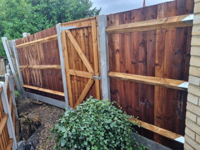billericay garden fence gate 03