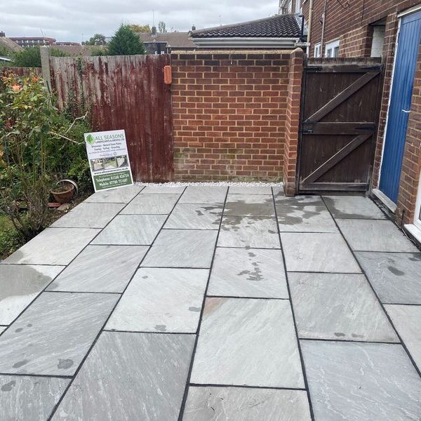 natural stone patio benfleet 04