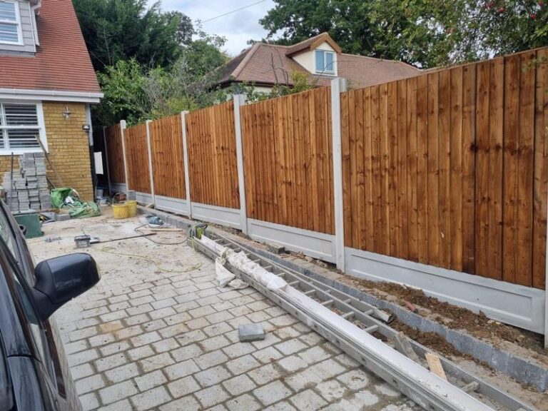 new fence concrete posts gravel close board feather edge pressure treated panels in billericay 03
