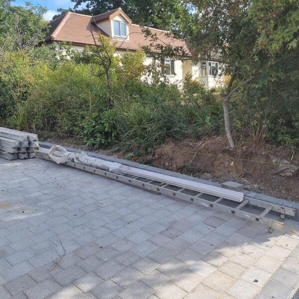 new fence concrete posts gravel close board feather edge pressure treated panels in billericay 06