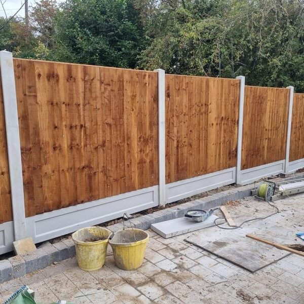 new fence concrete posts gravel close board feather edge pressure treated panels in billericay 07