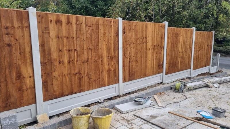 new fence concrete posts gravel close board feather edge pressure treated panels in billericay 07