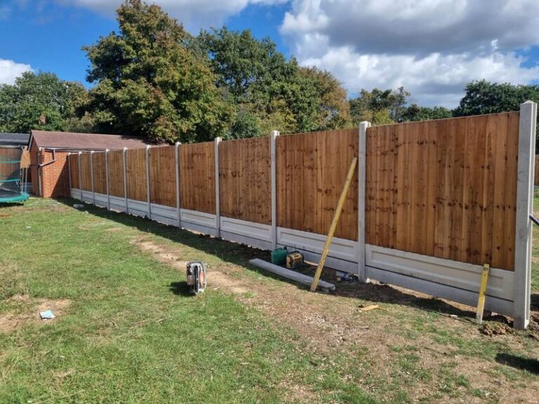 new concrete post gravel board closeboard fence in benfleet 02