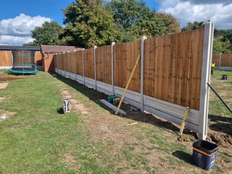 new concrete post gravel board closeboard fence in benfleet 03