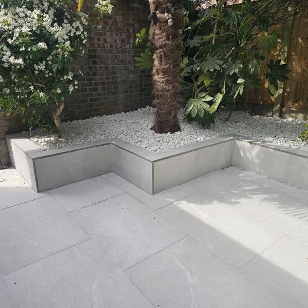 porcelain-patio-seating-wall-wickford-essex-5