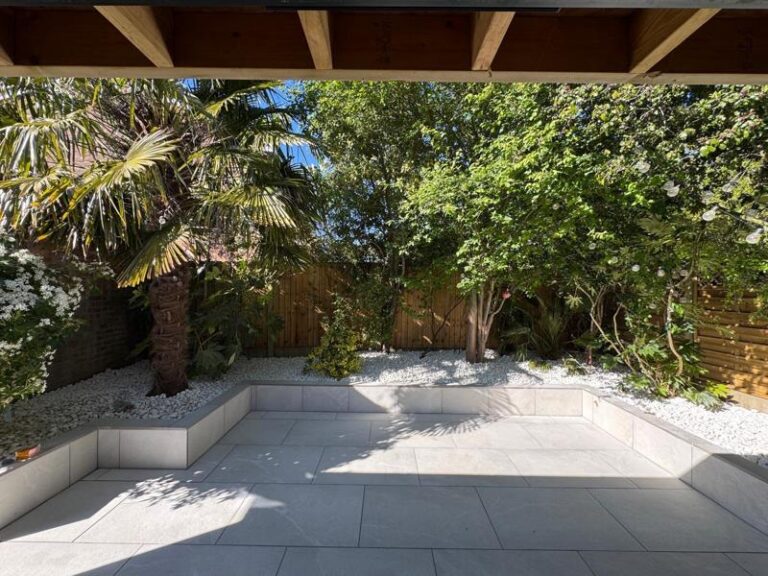 porcelain-patio-seating-wall-wickford-essex-8