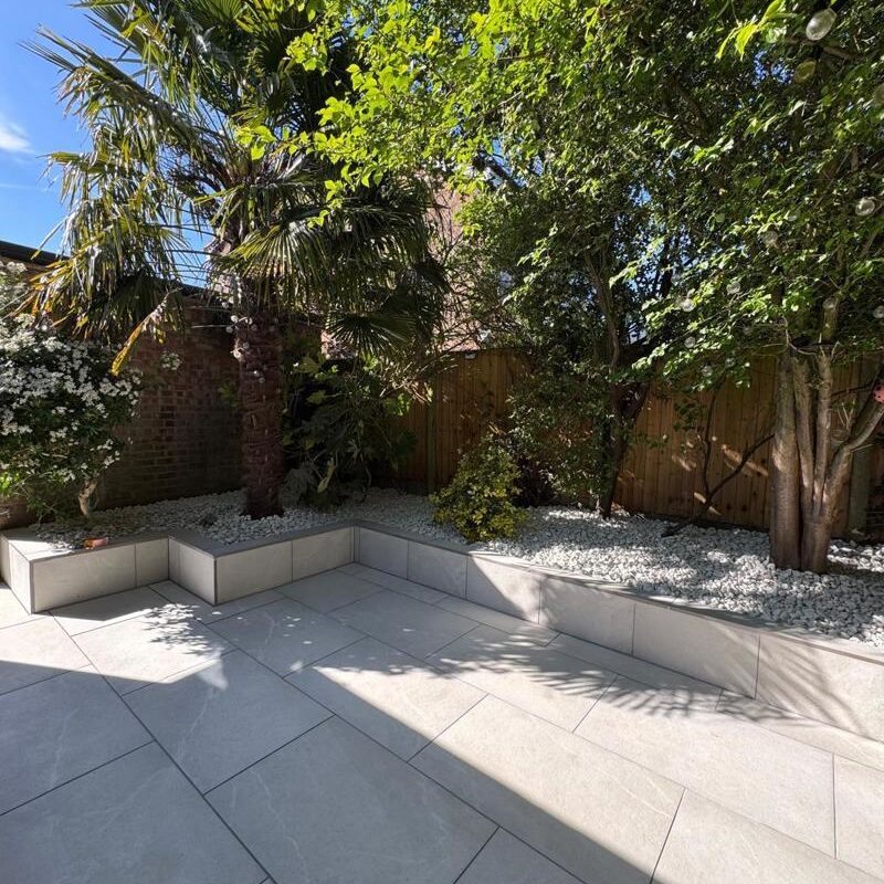 porcelain-patio-seating-wall-wickford-essex-9