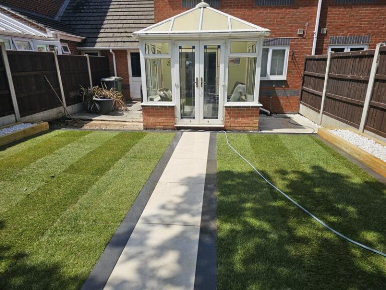 porcelain-patio-turf-landscaping-rayleigh-5