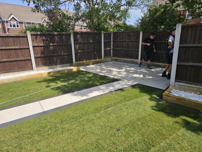 porcelain-patio-turf-landscaping-rayleigh-7