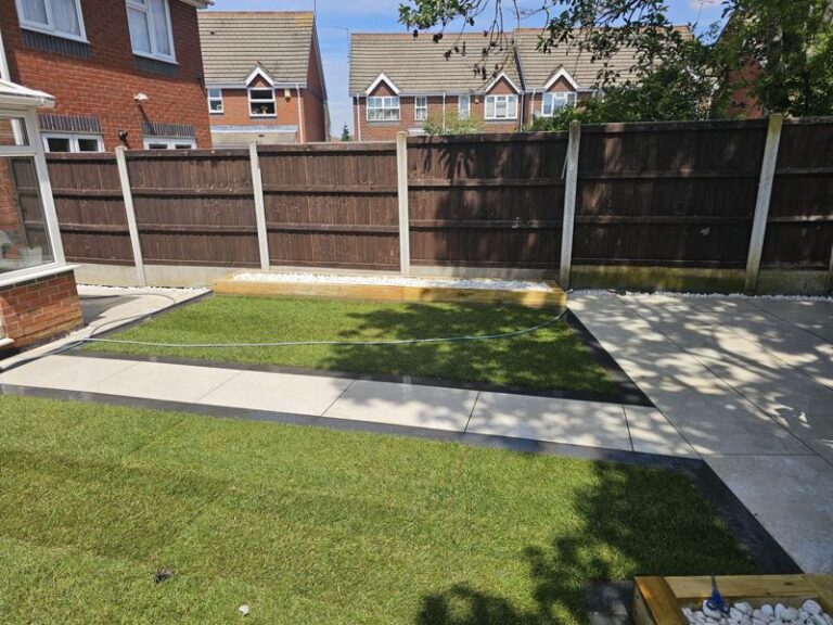 porcelain-patio-turf-landscaping-rayleigh-8